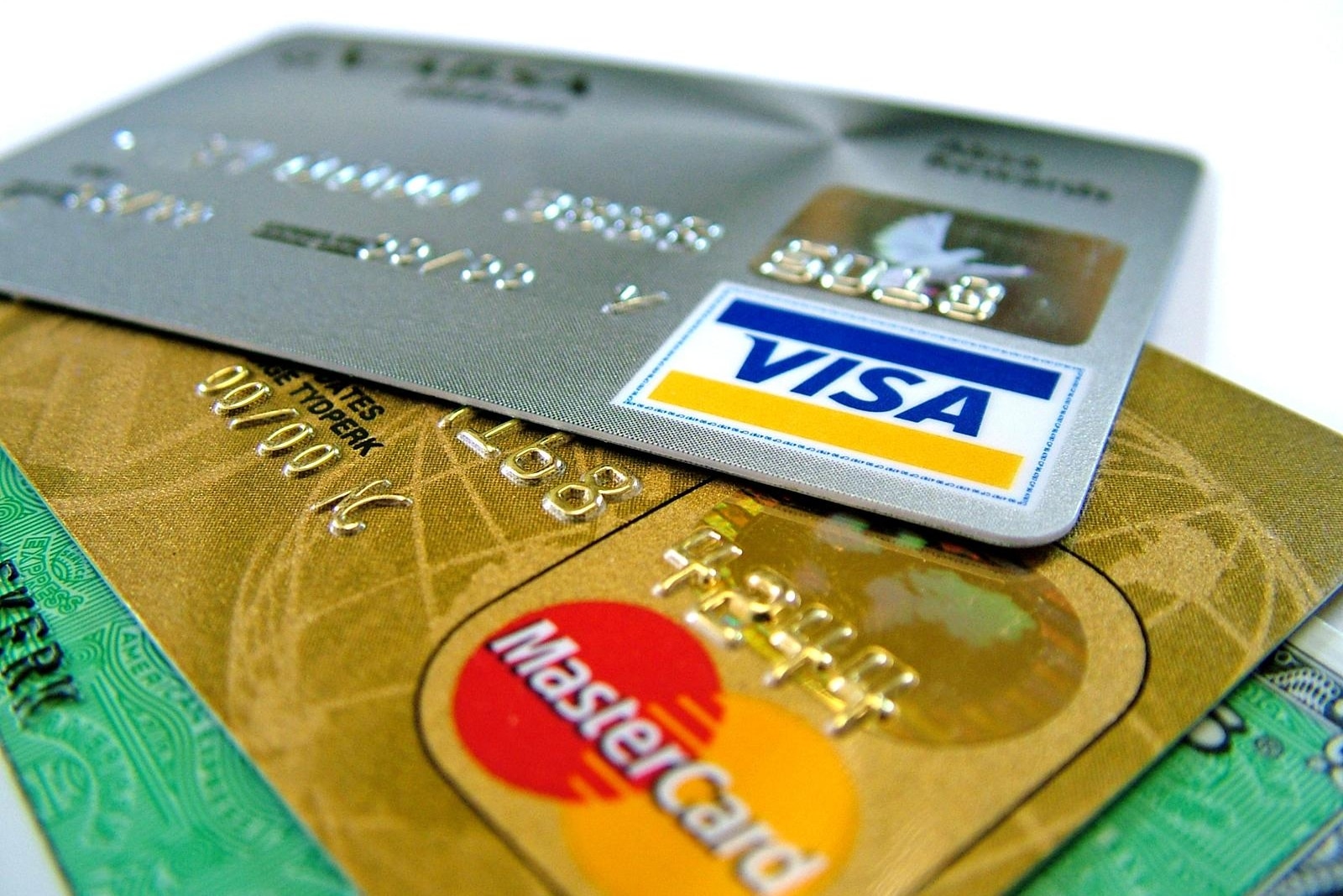 Carte de débit, carte de crédit, carte prépayée les différences